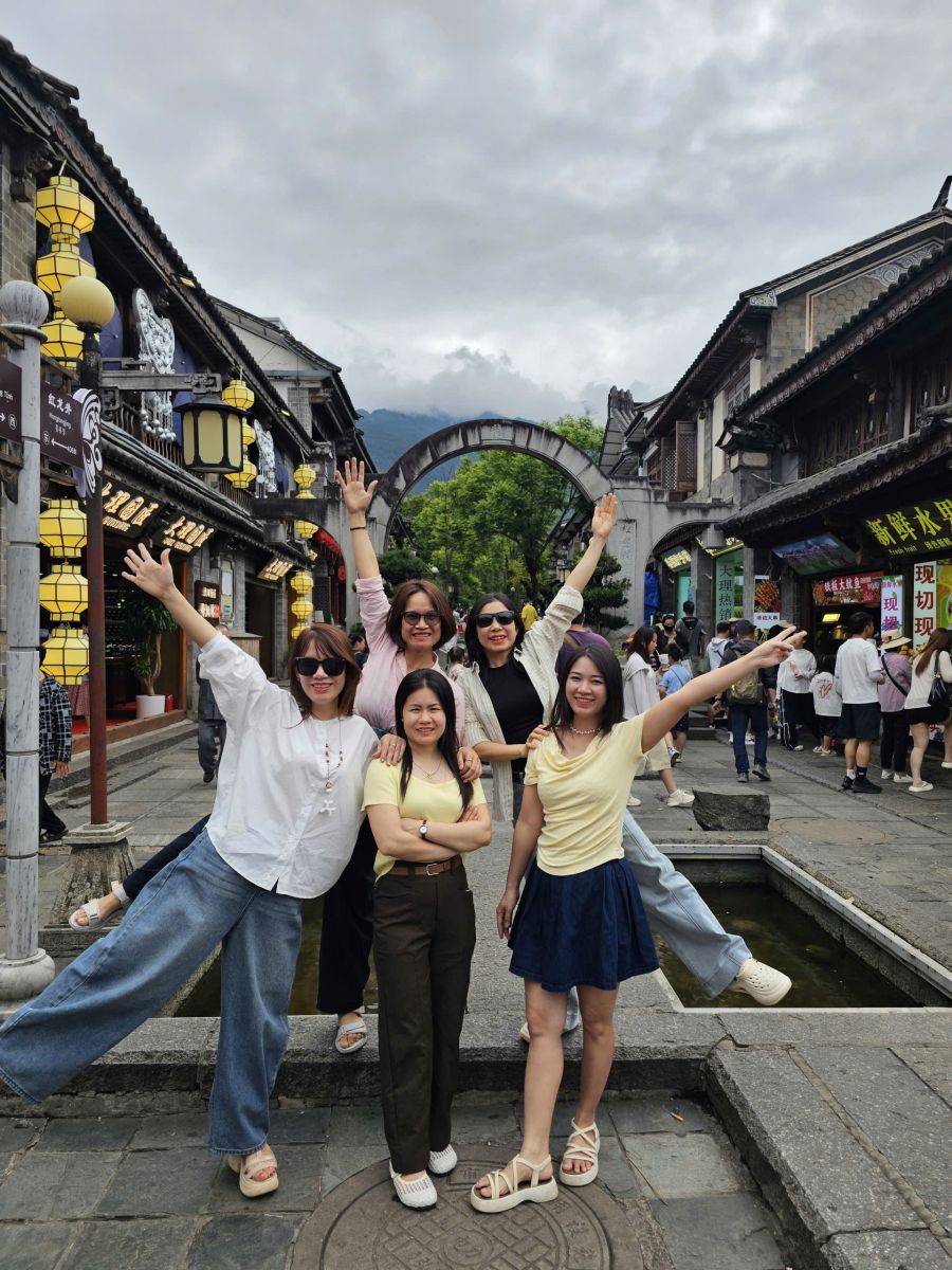 Tour Lệ Giang Trung Quốc 3